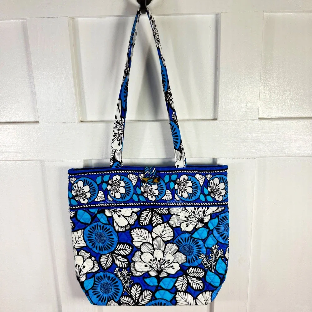 Vera Bradley Blue Bayou Quilted Cotton Floral Shoulder Tote Large